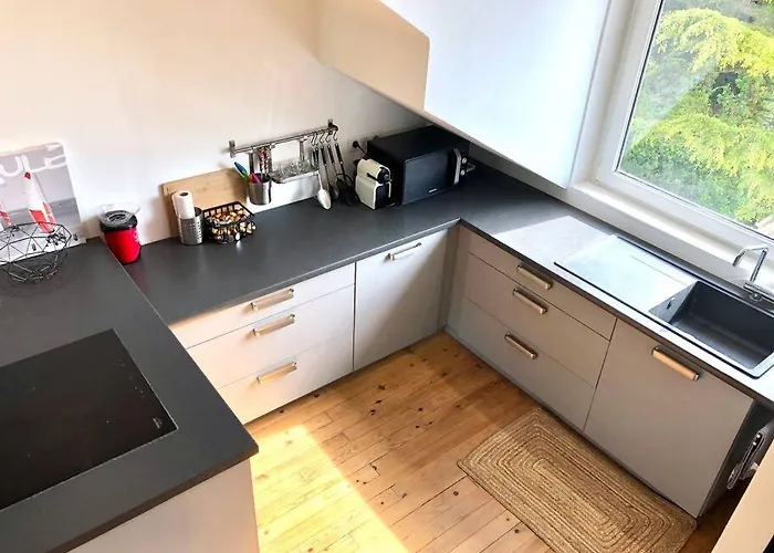 Chez Louchris Apartment