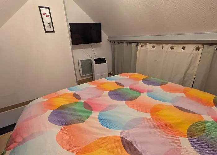 Chez Louchris Apartment