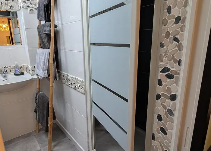 Chez Louchris アパート